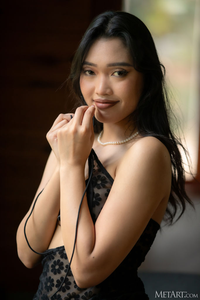 Minari Seductive Asian Beauty Peels Off Her Skimpy Outfit