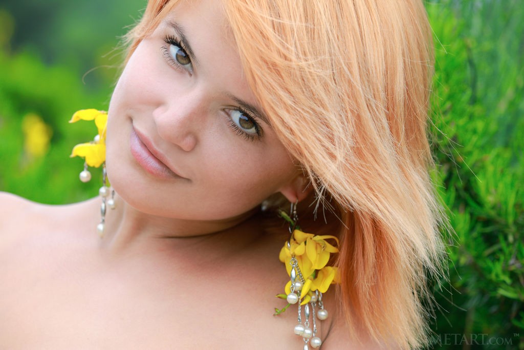 Violla A - Redheaded babe is like a naked sprite in the woods