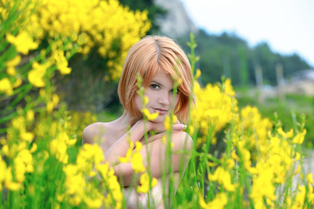 Violla A - Redheaded babe is like a naked sprite in the woods