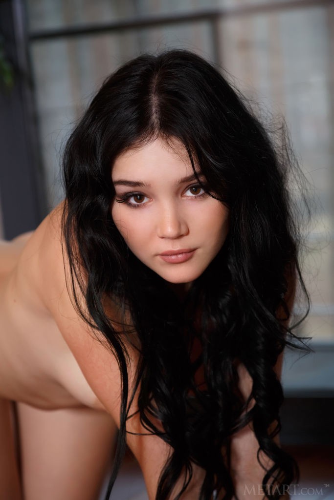 Malena - While hubby is away, she gets some nude modeling done