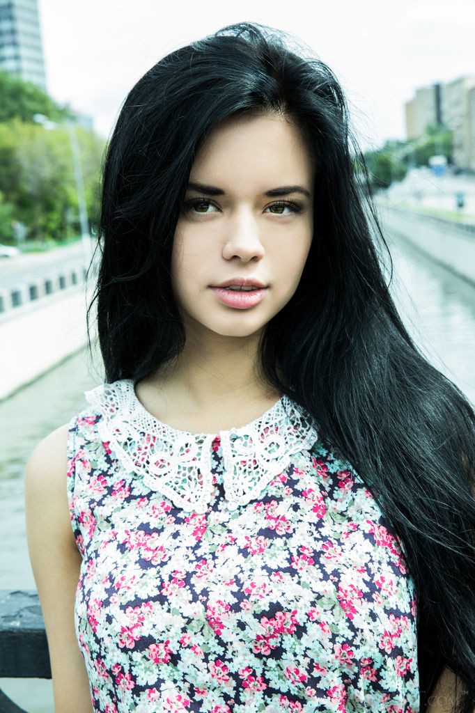 Carmen Summer - Astonishing black haired teen beauty will make you want more