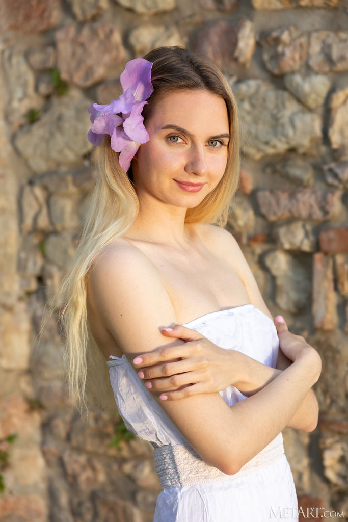 Emily Swan In A Pretty Summer Dress And High Heels That Show Off Her Lovely Long Legs - Met Art