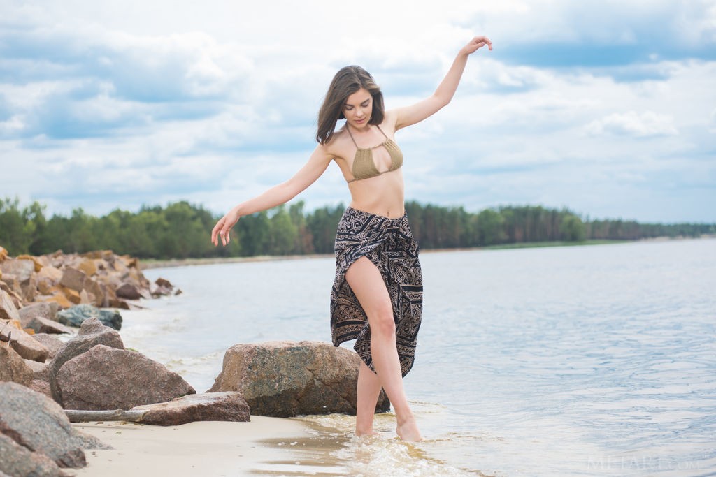 Dakota A - Looking fine when she gets naked and plays at the beach