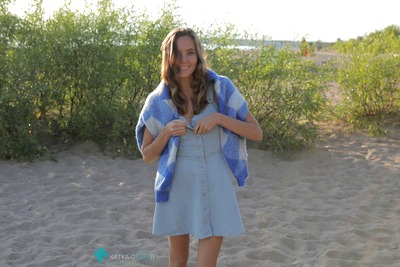 Katya Clover in Sunset Walk