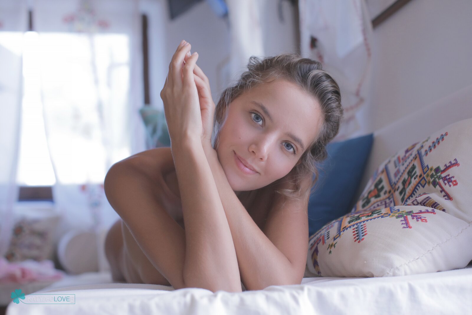 Katya Clover in Truly