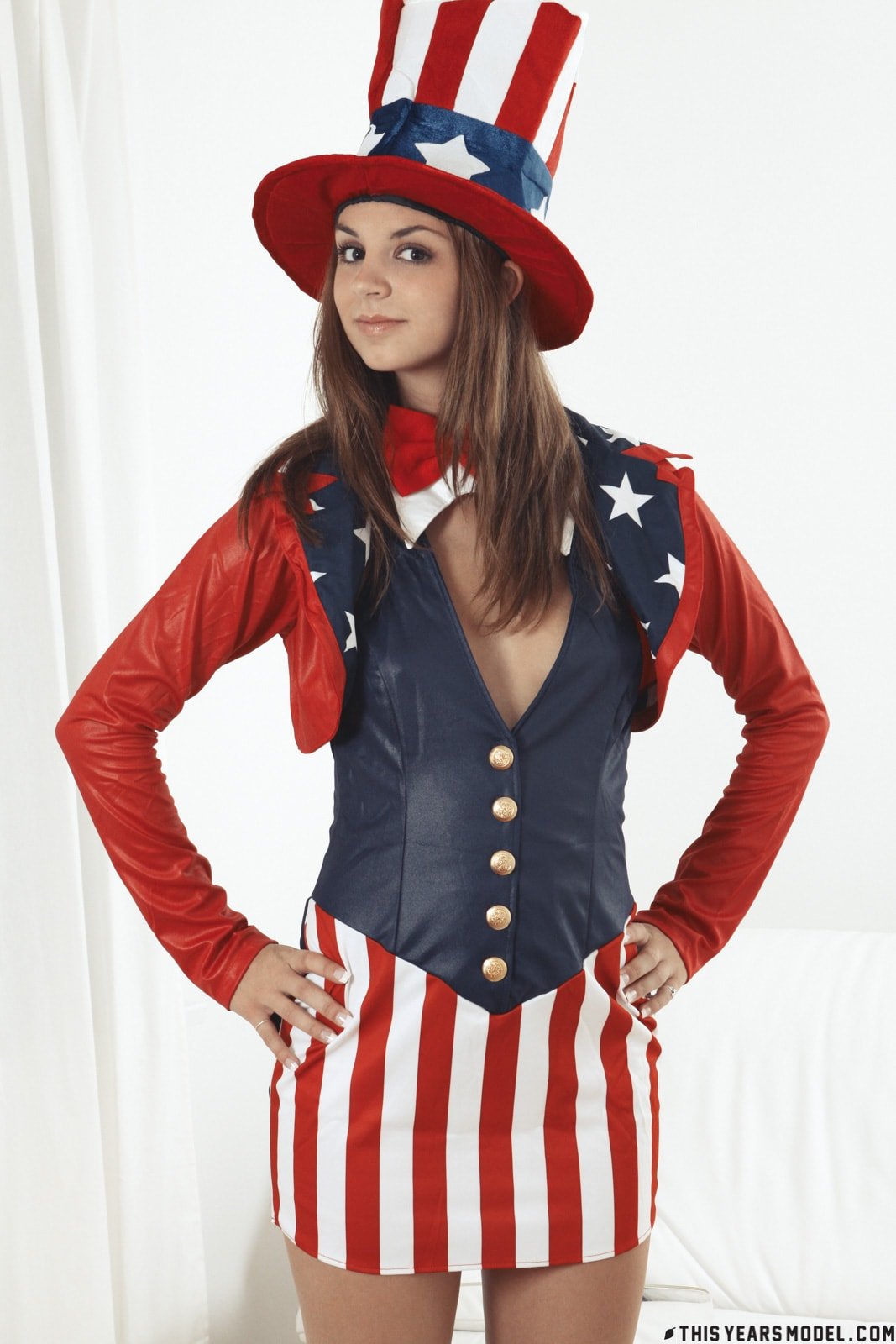 Hot Aspen Martin strips off American flag outfit and exhibits her curves